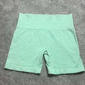 Colsie medium light green seamless ribbed bike shorts